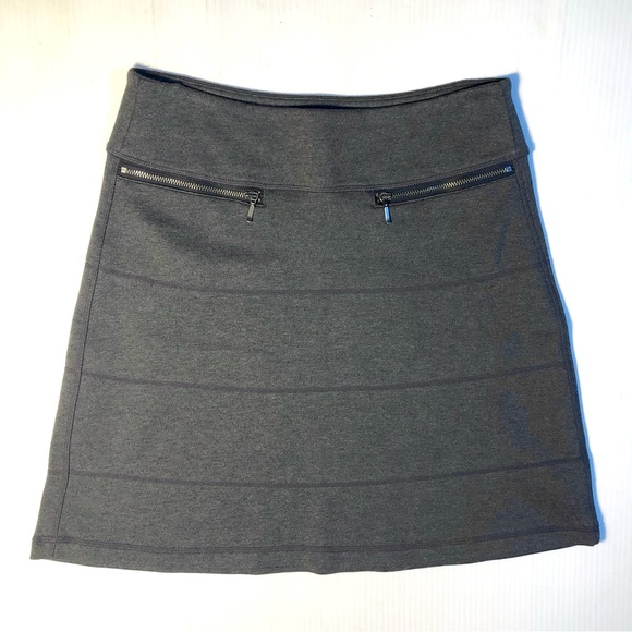 Athleta Strata Grey Skirt XS - Picture 3 of 7